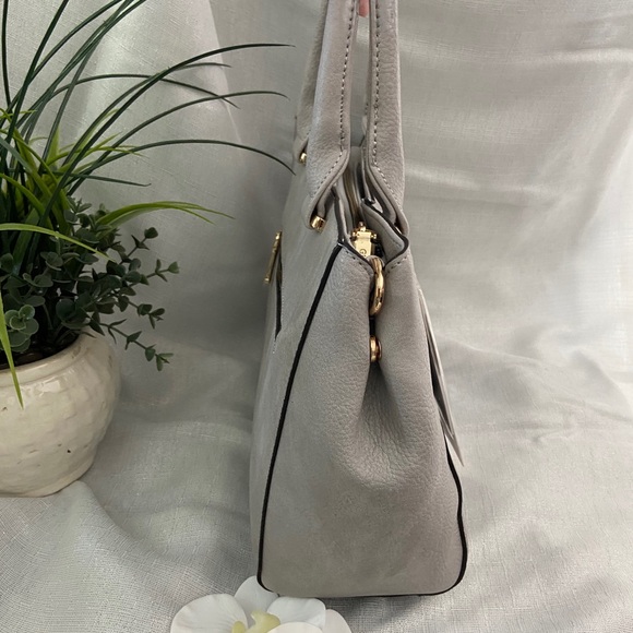 Classic Vegan Leather gray handbag - Picture 5 of 12